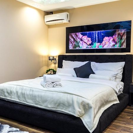 Madison Inn Suites - Wilson'S Square ベオグラード エクステリア 写真