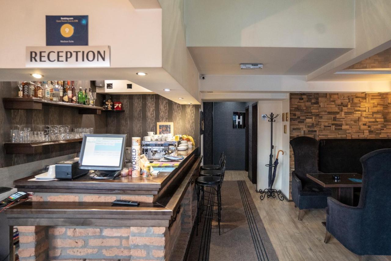 Madison Inn Suites - Wilson'S Square ベオグラード エクステリア 写真